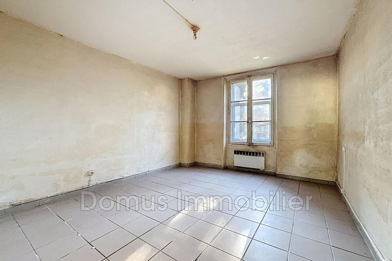 Maison - 323 m² - 16 pièces