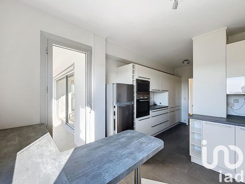 Appartement - 141 m² - 6 pièces