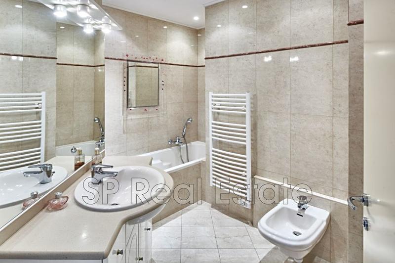 Appartement - 110 m² - 3 pièces