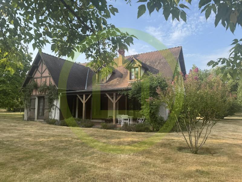 Propriété - 305 m² - 13 pièces