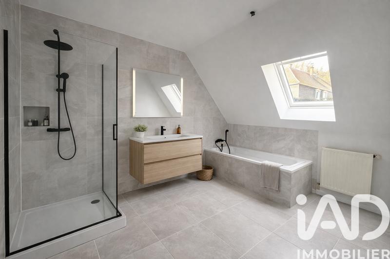 Maison de village - 197 m² - 8 pièces