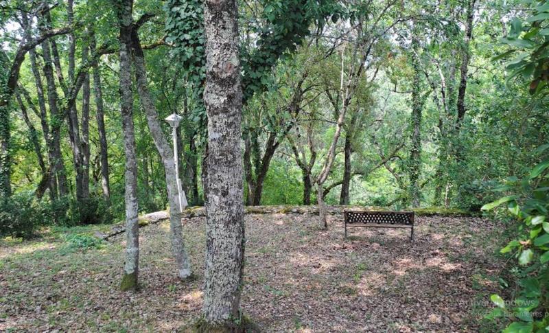 Propriété - 330 m² - 12 pièces