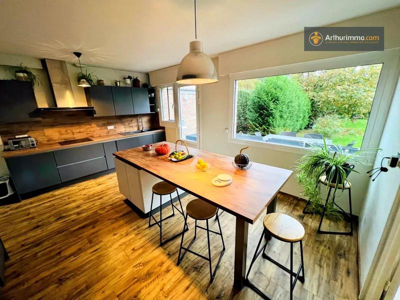 Maison - 147 m² - 6 pièces