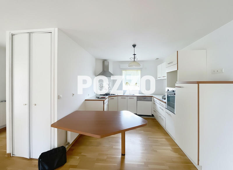 Appartement - 155 m² - 5 pièces