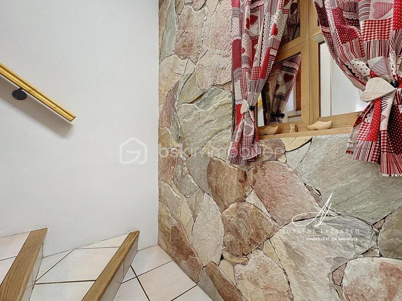 Corps de ferme - 159 m² - 5 pièces