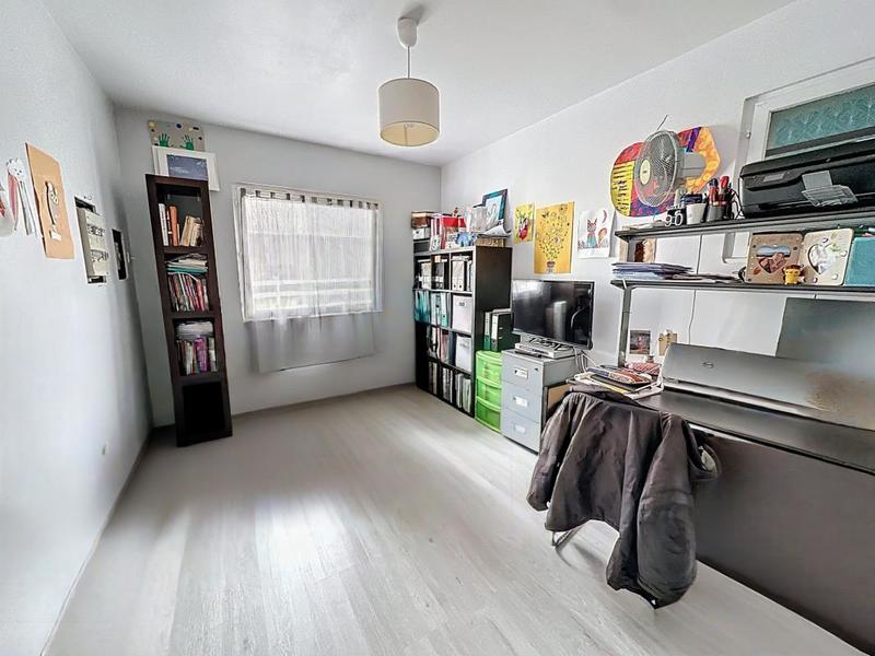 Maison - 137 m² - 6 pièces