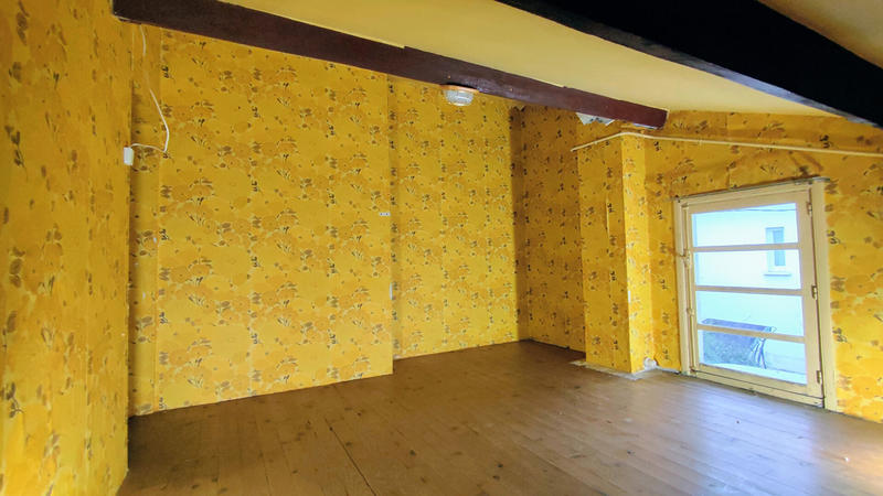 Maison - 117 m² - 9 pièces