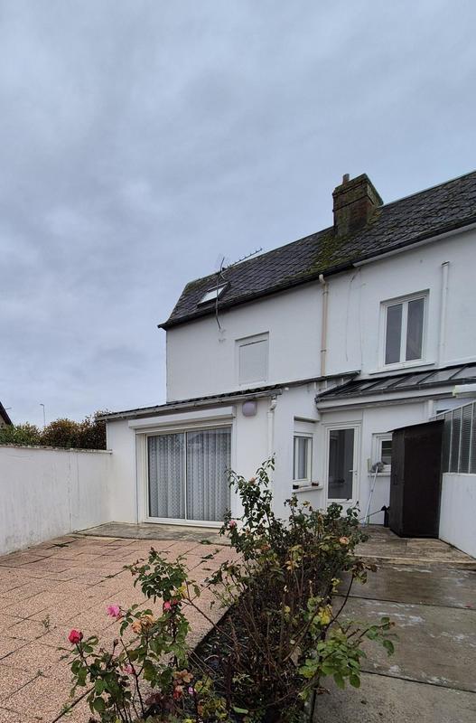 Maison - 75 m² - 5 pièces