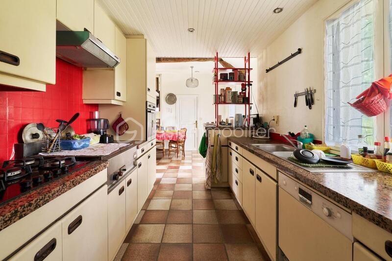 Demeure - 264 m² - 8 pièces