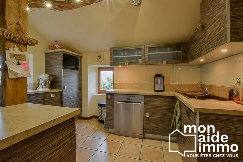 Maison - 102 m² - 5 pièces