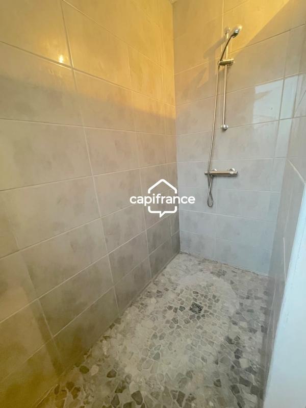 Maison - 152 m² - 6 pièces