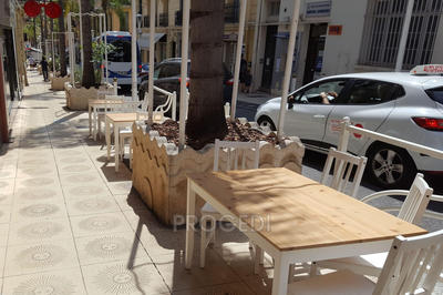 Fonds de commerce - Magasins - 55 m²