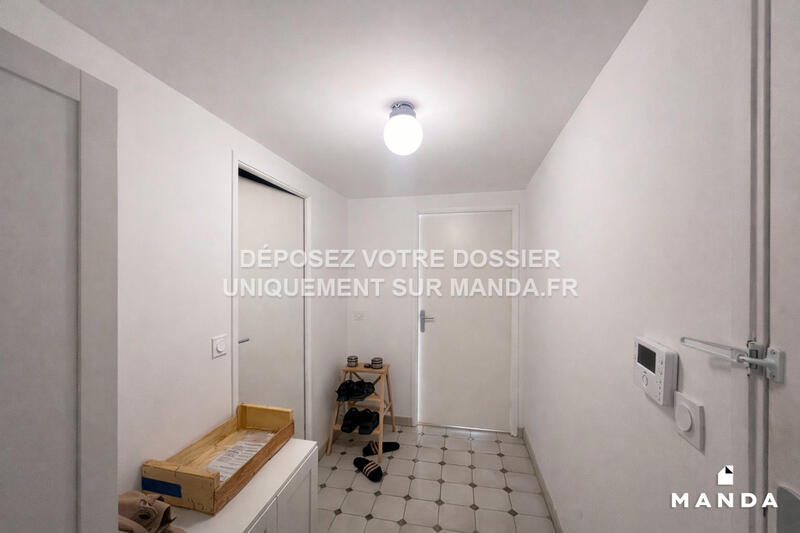 Chambre - 12 m² - 4 pièces