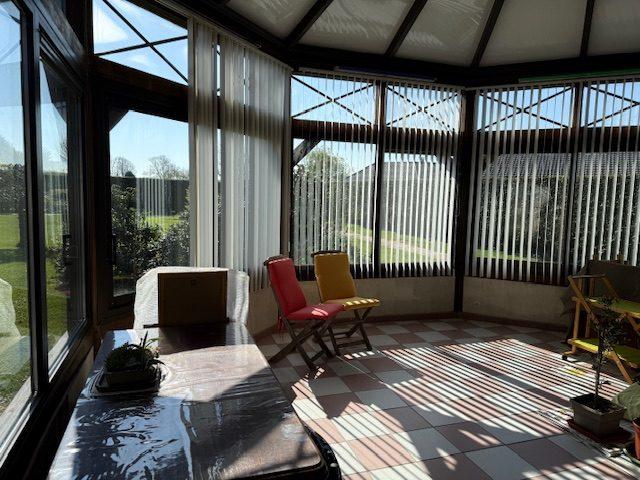 Maison - 259 m² - 9 pièces