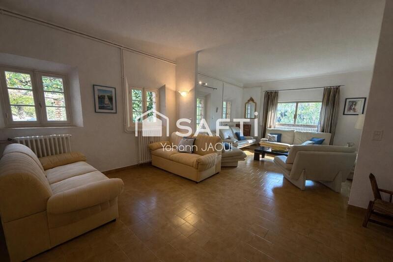 Maison - 191 m² - 6 pièces