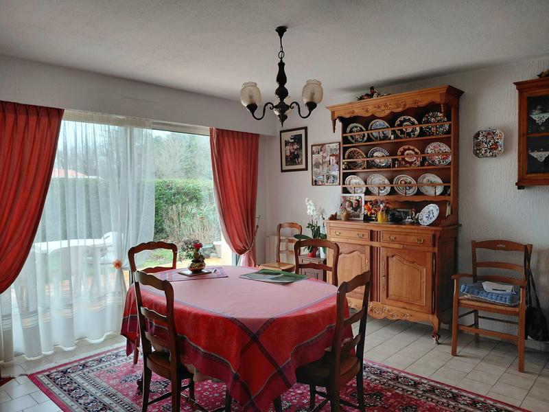 Maison - 99 m² - 5 pièces