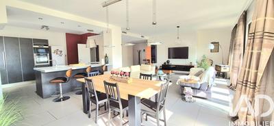 Appartement - 114 m² - 3 pièces