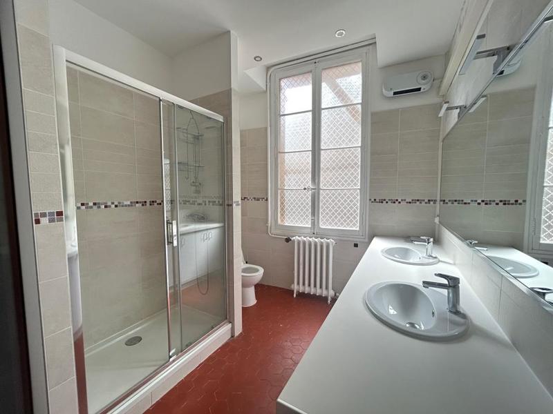 Appartement - 124 m² - 5 pièces