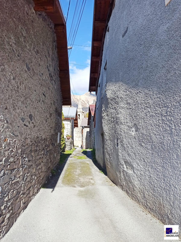Maison ancienne - 90 m² - 1 pièce