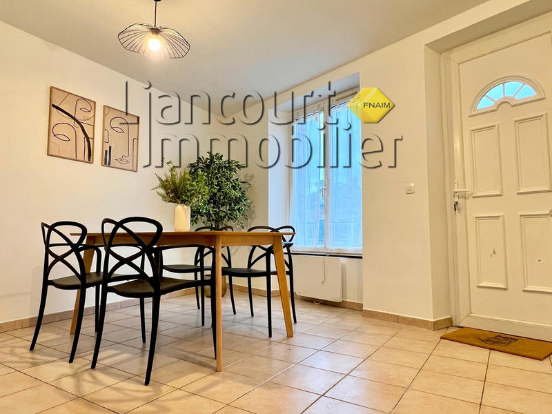 Maison - 62 m² - 5 pièces