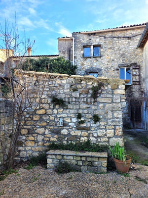 Maison de village - 180 m² - 4 pièces