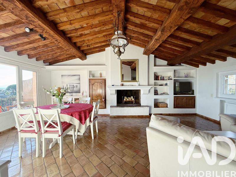 Appartement - 109 m² - 4 pièces