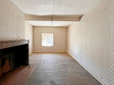 Maison - 185 m² - 8 pièces