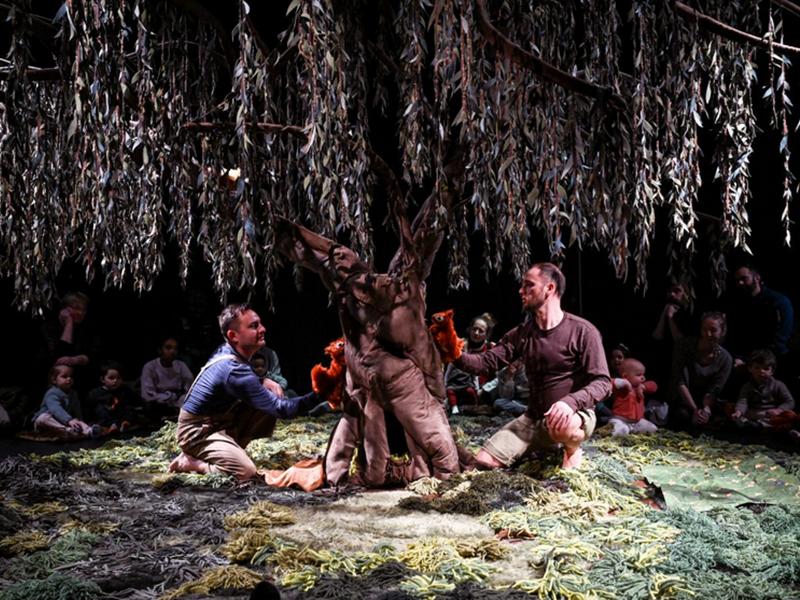 Spectacle de marionnettes : "Sous l’arbre"