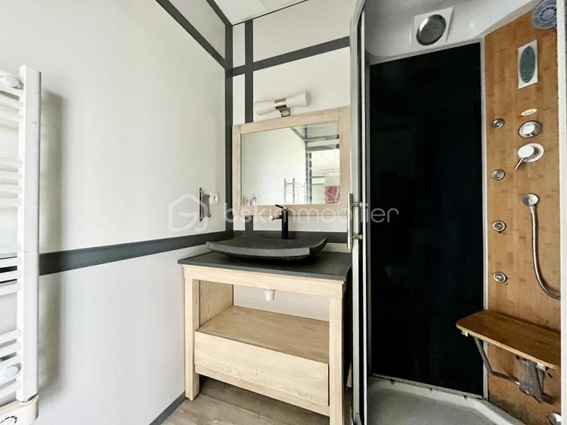 Maison - 137 m² - 5 pièces