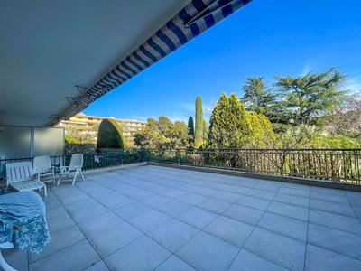 Appartement - 81 m² - 3 pièces