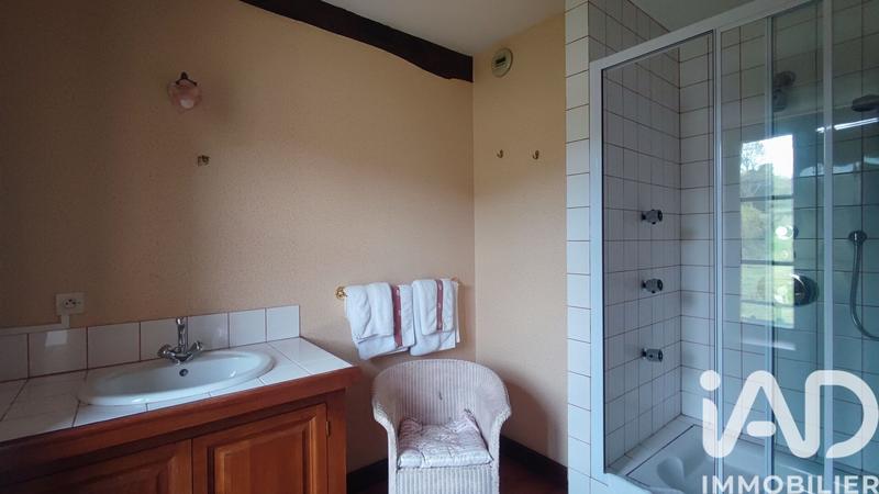 Maison - 650 m² - 20 pièces