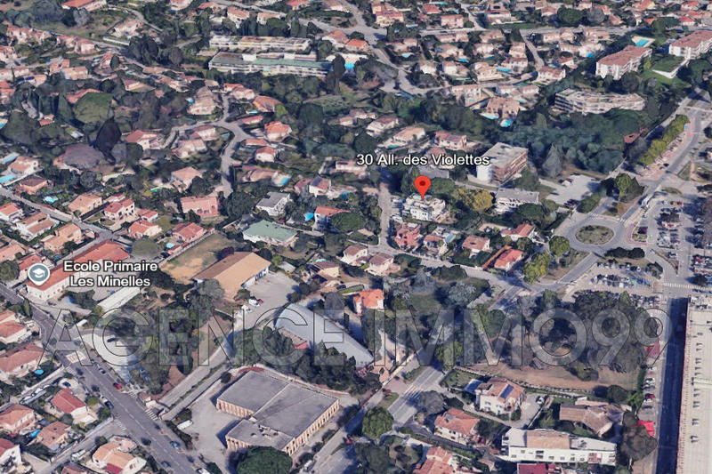 Parking / Garage - 13 m²