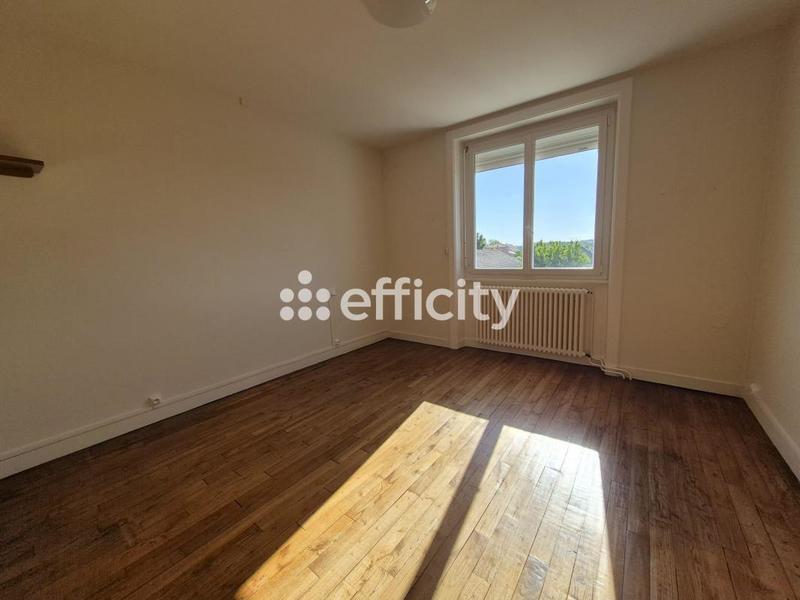 Maison - 115 m² - 4 pièces