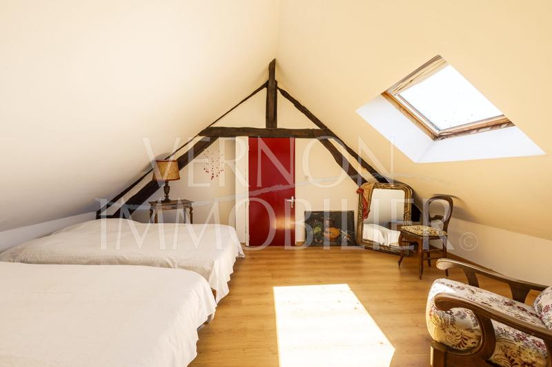 Maison ancienne - 224 m² - 8 pièces