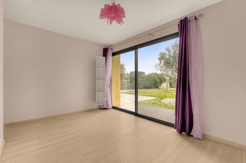 Maison - 184 m² - 6 pièces