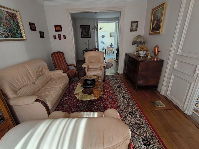 Maison - 140 m² - 6 pièces