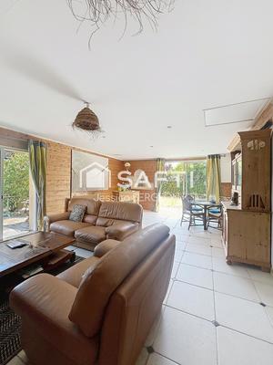 Maison - 170 m² - 6 pièces