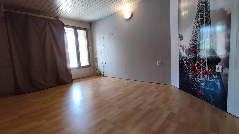 Maison - 140 m² - 8 pièces