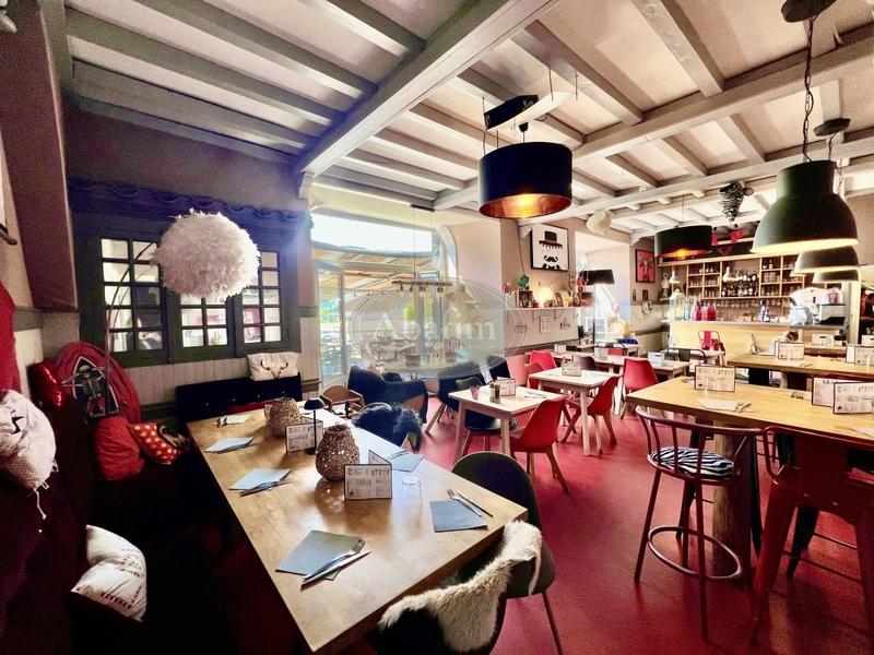 Local commercial - 100 m² - 2 pièces