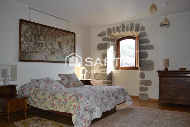 Château - 400 m² - 15 pièces