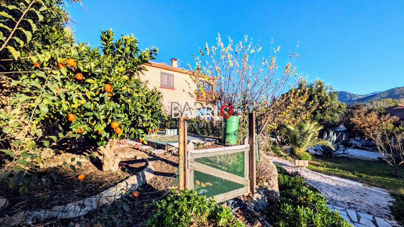 Villa - 180 m² - 7 pièces