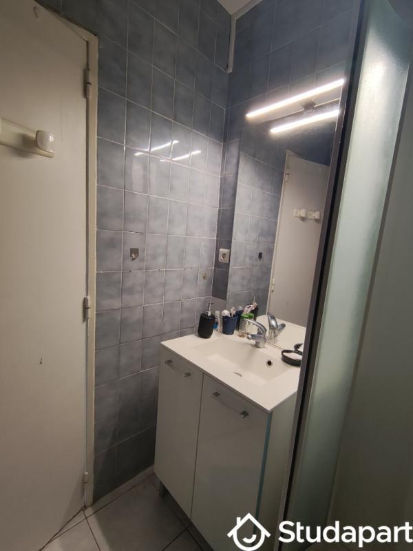 Chambre - 9 m² - 1 pièce