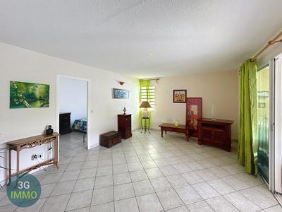 Appartement - 65 m² - 2 pièces