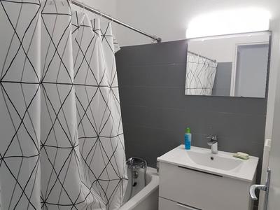 Appartement - 98 m² - 5 pièces