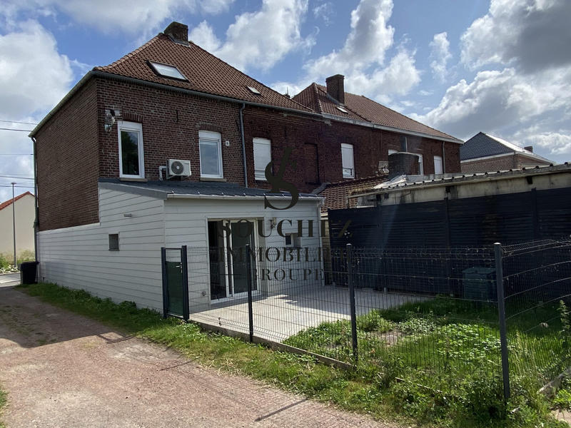 Maison - 105 m² - 7 pièces