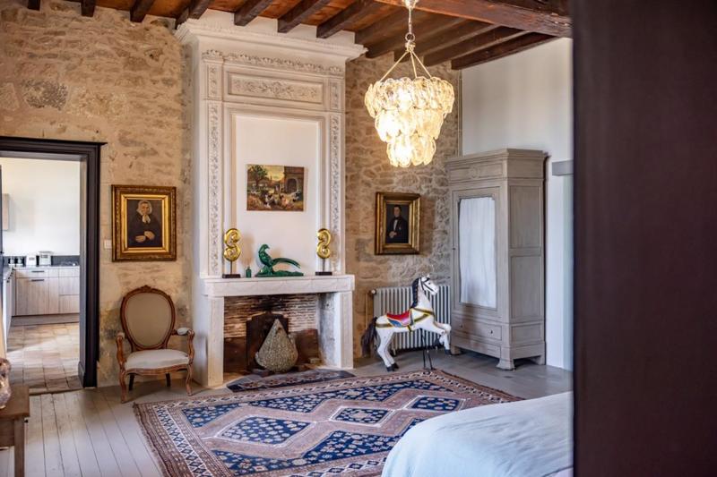 Château - 550 m² - 15 pièces