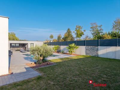 Villa - 302 m² - 7 pièces