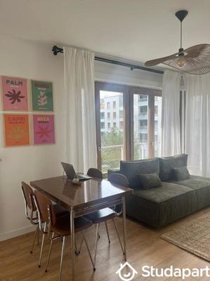 Chambre - 12 m² - 1 pièce