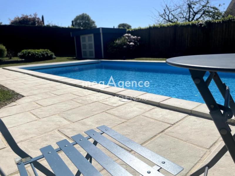 Maison - 149 m² - 8 pièces