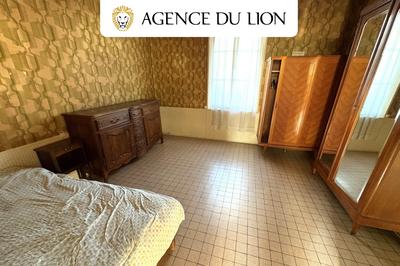 Maison - 93 m² - 6 pièces